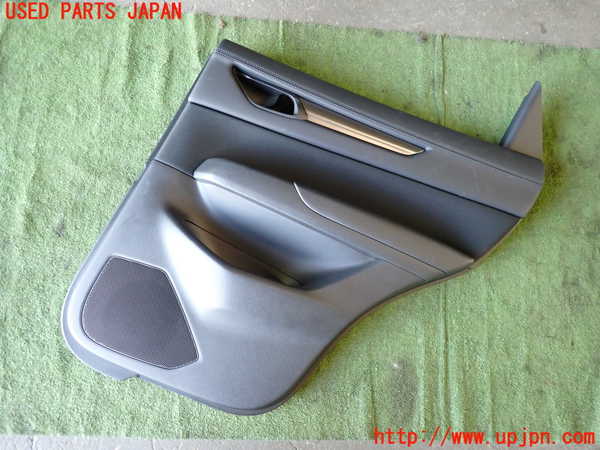 5UPJ-17941294]CX-5(KF2P)右後ドア内張り 中古_m0001.jpg