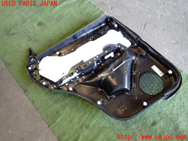 5UPJ-17941294]CX-5(KF2P)右後ドア内張り 中古_m0004.jpg