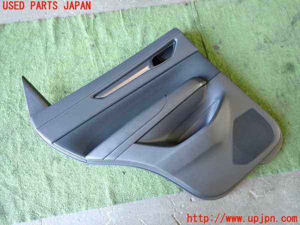 5UPJ-17941324]CX-5(KF2P)左後ドア内張り 中古_m0001.jpg