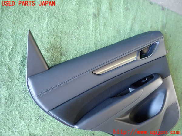 5UPJ-17941324]CX-5(KF2P)左後ドア内張り 中古_m0002.jpg