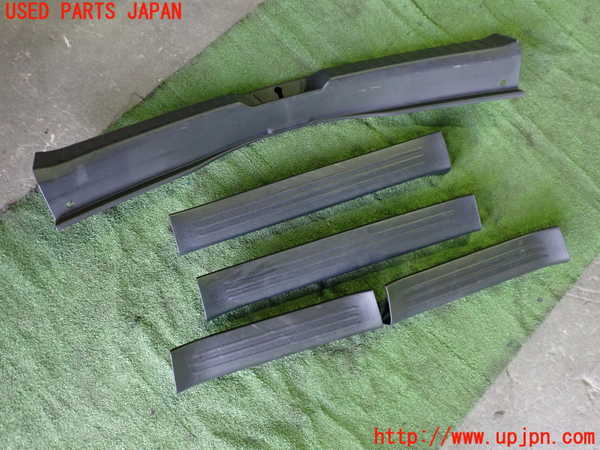 5UPJ-17947740]CX-5(KF2P)スカッフプレート 中古_m0001.jpg