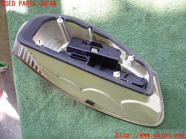 5UPJ-17951530]ポルシェ・ボクスター(98623)右テールランプ 中古_m0003.jpg