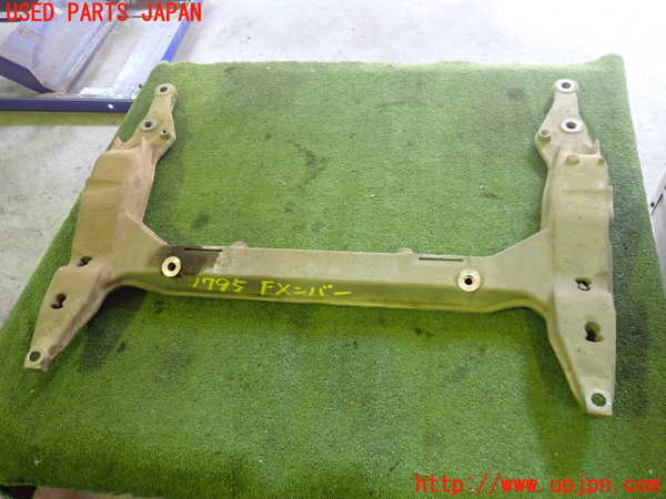 5UPJ-17955285]ポルシェ・ボクスター(98623)フロントメンバー 中古_m0001.jpg