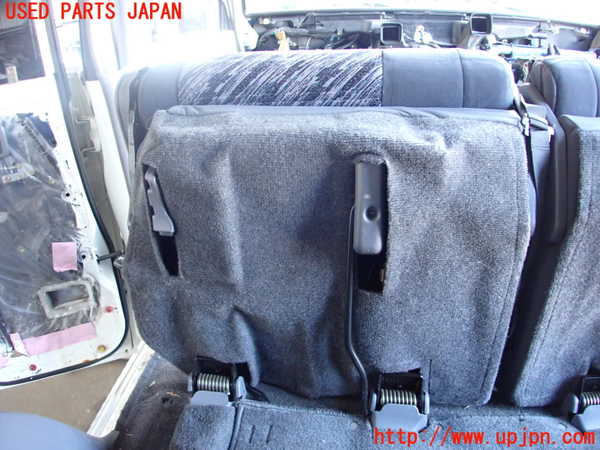 5UPJ-17967175]ランクルプラド(KZJ78W)左2列目シート 中古_m0004.jpg