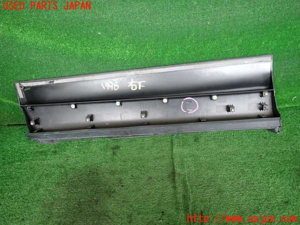 5UPJ-17981232]ハリアー(MXUA80)右前ドアパネル 中古_m0002.jpg