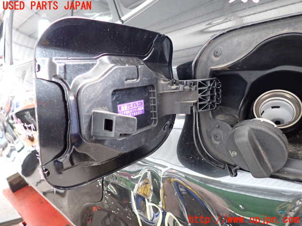 5UPJ-17981690]ハリアー(MXUA80)フューエルリッド 中古_m0002.jpg