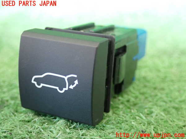 5UPJ-17986308]ハリアー(MXUA80)スイッチ3 (バックドア) 中古_m0001.jpg