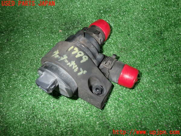 2UPJ-17992110]BMW M5(NB50)(E60)ウォーターポンプ 中古_m0001.jpg