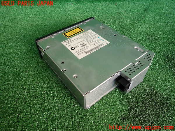 2UPJ-17996505]BMW M5(NB50)(E60)CDチェンジャー 中古_m0002.jpg