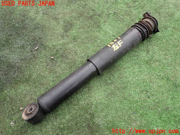 5UPJ-18015065]ランクルシグナス(UZJ100W)左フロントショックアブソーバー 中古_m0001.jpg