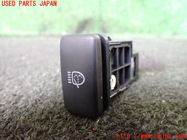 5UPJ-18016308]ランクルシグナス(UZJ100W)スイッチ3 (ヘッドランプウォッシャー) 中古_m0001.jpg