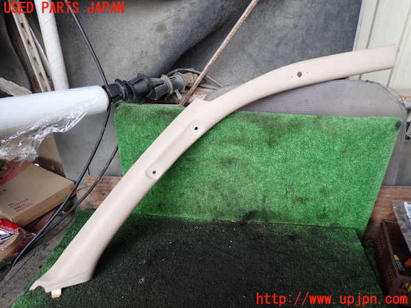 5UPJ-18017655]ランクルシグナス(UZJ100W)右フロントピラートリム 中古_m0001.jpg