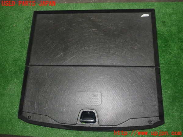 5UPJ-18027771]レンジローバー イヴォーク(LV2NB)ラゲッジトレイ1 中古_m0002.jpg