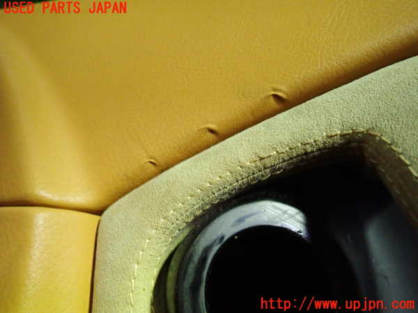 5UPJ-18041234]マセラティ・クアトロポルテ(MQPG)右前ドア内張り 中古_m0004.jpg