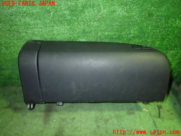 5UPJ-18057516]レクサス・RX450h(GYL10W)グローブボックス1 中古_m0001.jpg