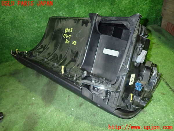 5UPJ-18057516]レクサス・RX450h(GYL10W)グローブボックス1 中古_m0002.jpg