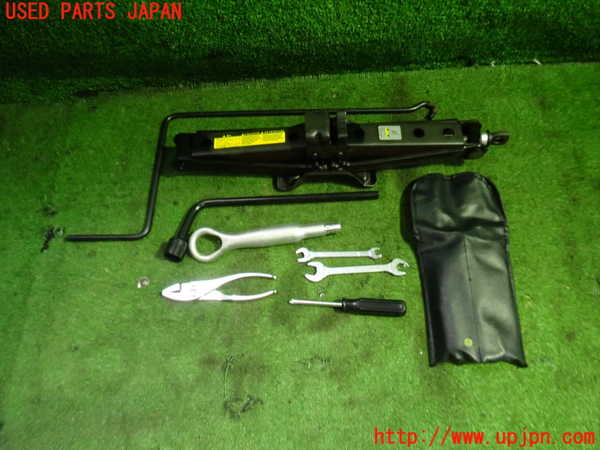 5UPJ-18057805]レクサス・RX450h(GYL10W)車載工具 中古_m0001.jpg