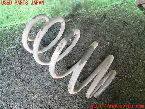 1UPJ-18065100]ジープラングラー(TJ40S)右リアスプリング 中古_m0001.jpg