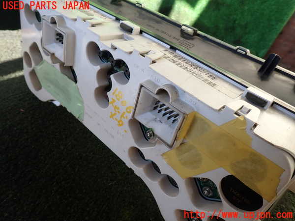 1UPJ-18066170]ジープラングラー(TJ40S)スピードメーター 中古_m0003.jpg