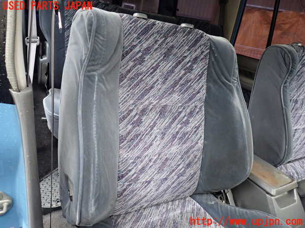 5UPJ-18077035]ランクルプラド(KZJ78W)運転席シート 中古_m0002.jpg