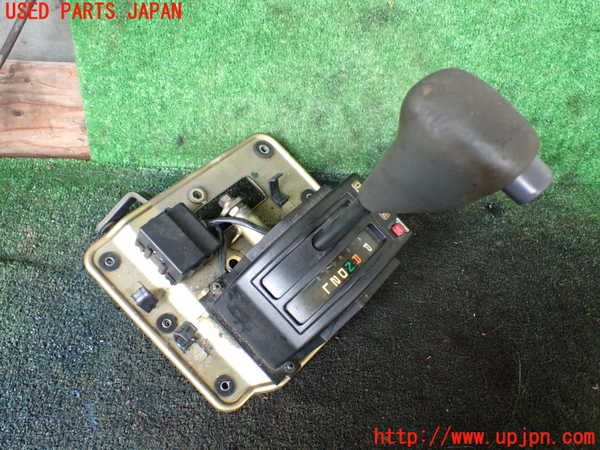 5UPJ-18077555]ランクルプラド(KZJ78W)ATシフトレバー 中古_m0001.jpg