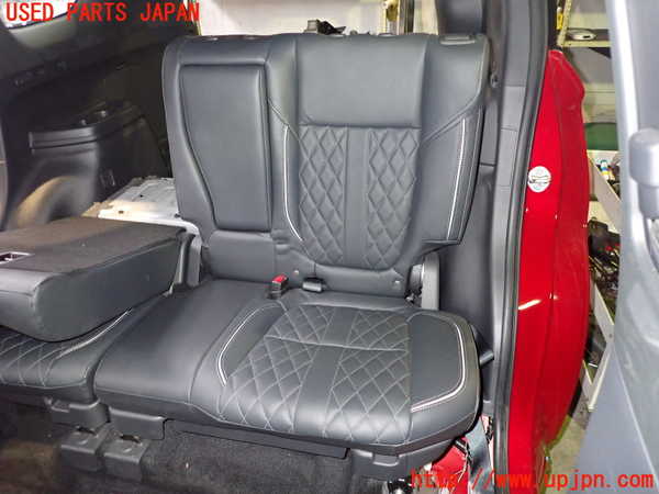 5UPJ-18087175]アウトランダーPHEV(GG3W)左2列目シート 中古_m0001.jpg