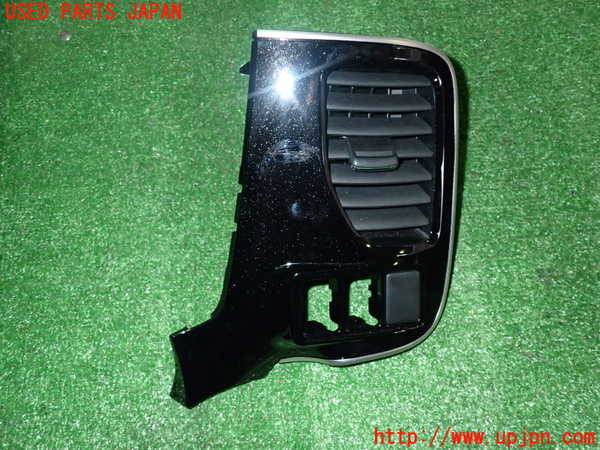 5UPJ-18087527]アウトランダーPHEV(GG3W)エアコン吹き出し口2 (右) 中古_m0001.jpg