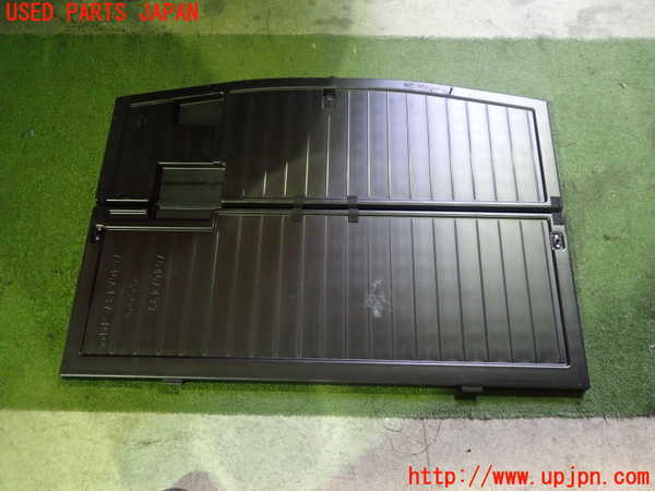 5UPJ-18087771]アウトランダーPHEV(GG3W)ラゲッジトレイ1 中古_m0002.jpg