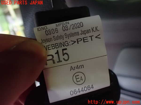 5UPJ-18087135]アウトランダーPHEV(GG3W)真中2列目シートベルト 中古_m0003.jpg