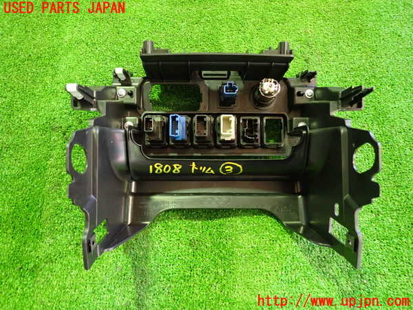 5UPJ-18087693]アウトランダーPHEV(GG3W)内装トリム類3 中古_m0003.jpg