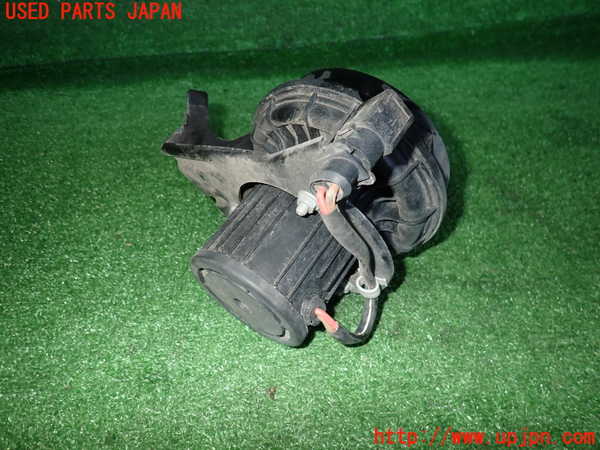 2UPJ-18092590]アウディ・A7 スポーツバック(4GCGWC)エアポンプ 中古_m0002.jpg