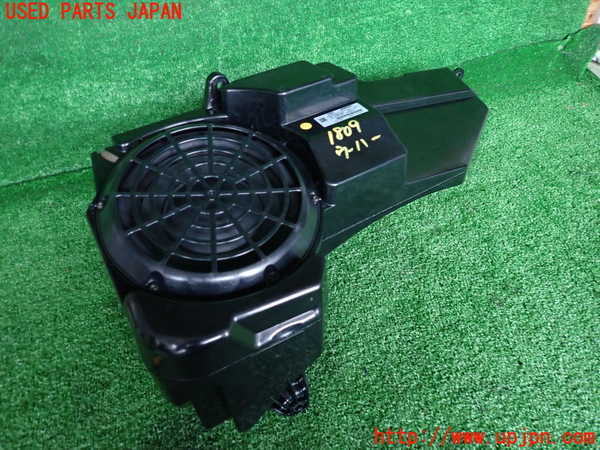 2UPJ-18096530]アウディ・A7 スポーツバック(4GCGWC)ウーハー 中古_m0001.jpg