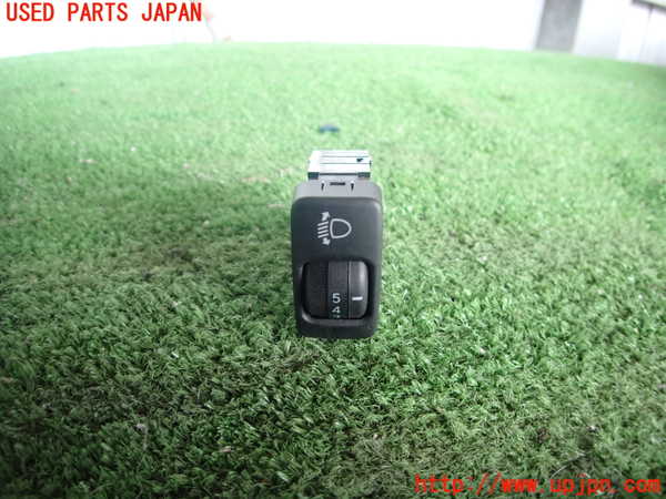 2UPJ-18106307]ハイラックスサーフ(TRN215W)スイッチ2 (ヘッドライトレベライザー) 中古_m0001.jpg