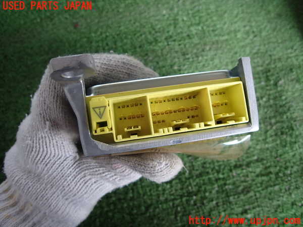 2UPJ-18106145]ハイラックスサーフ(TRN215W)エアバッグコンピューター 中古_m0003.jpg