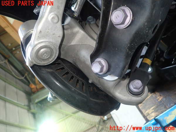 5UPJ-18124305]クラウン ハイブリッド(AZSH20)左リアナックルハブ 中古_m0002.jpg