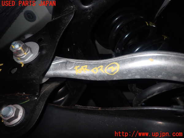 5UPJ-18125205]クラウン ハイブリッド(AZSH20)右リアロアアーム2 中古_m0003.jpg