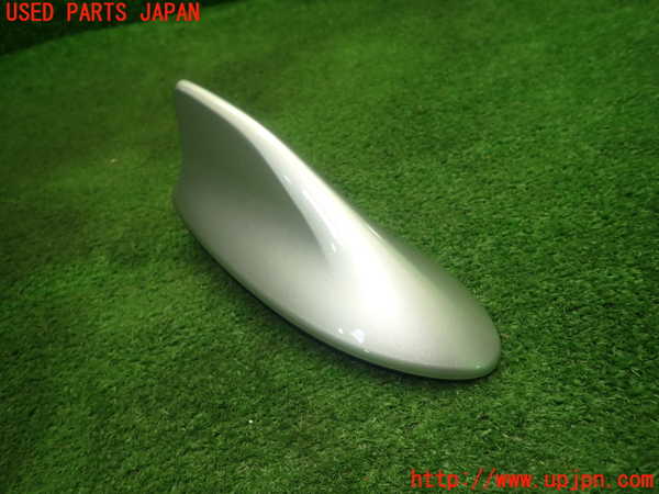 5UPJ-18126550]クラウン ハイブリッド(AZSH20)アンテナ 中古_m0001.jpg