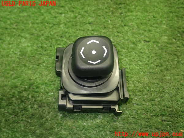 5UPJ-18126310]クラウン ハイブリッド(AZSH20)スイッチ5 中古_m0001.jpg