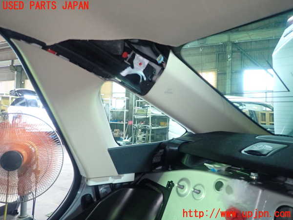 5UPJ-18127675]クラウン ハイブリッド(AZSH20)右リアピラートリム 中古_m0001.jpg