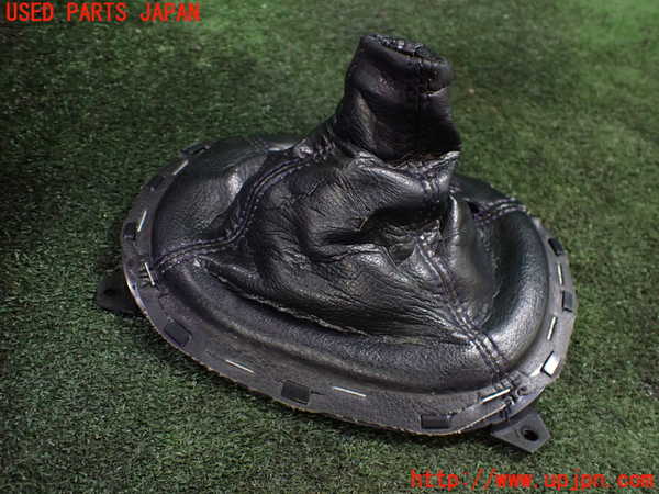 5UPJ-18137575]RX-7(FD3S)シフトブーツ 中古_m0003.jpg