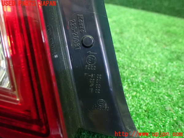 5UPJ-18141536]インプレッサ WRX-STi(GVB)左テールランプ 中古_m0003.jpg
