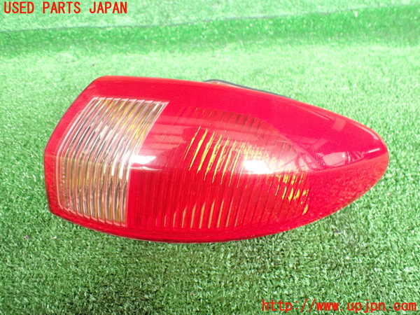 5UPJ-18151530]アルファロメオ・147 GTA(937AXL)右テールランプ 中古_m0001.jpg
