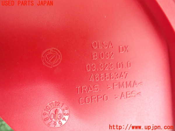 5UPJ-18151530]アルファロメオ・147 GTA(937AXL)右テールランプ 中古_m0003.jpg