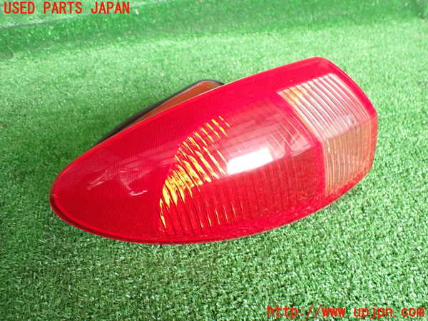 5UPJ-18151536]アルファロメオ・147 GTA(937AXL)左テールランプ 中古_m0001.jpg