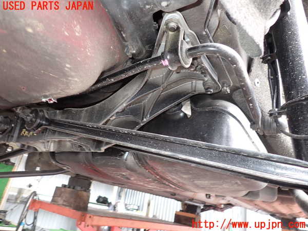 5UPJ-18155445]アルファロメオ・147 GTA(937AXL)リアスタビライザー 中古_m0002.jpg