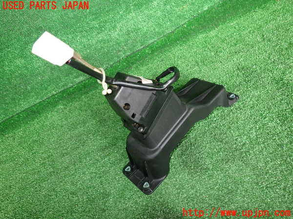5UPJ-18157555]アルファロメオ・147 GTA(937AXL)ATシフトレバー 中古_m0002.jpg