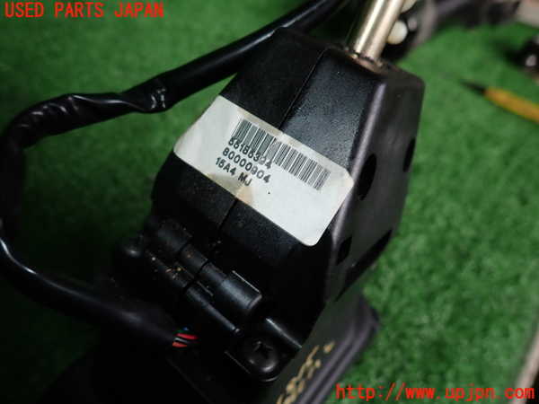 5UPJ-18157555]アルファロメオ・147 GTA(937AXL)ATシフトレバー 中古_m0003.jpg