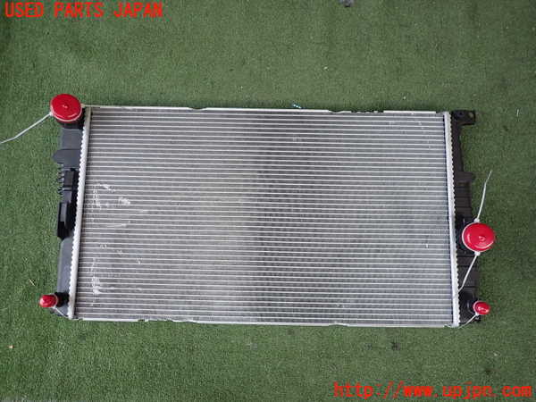 2UPJ-18162321]BMW 420i グランクーペ F36(4A20)ラジエーター1 中古_m0001.jpg