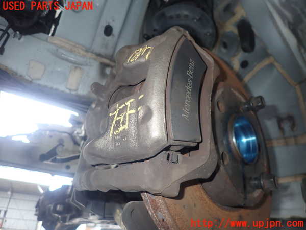 5UPJ-18174085]ベンツ A180 V177(176042)左フロントキャリパー 中古_m0001.jpg
