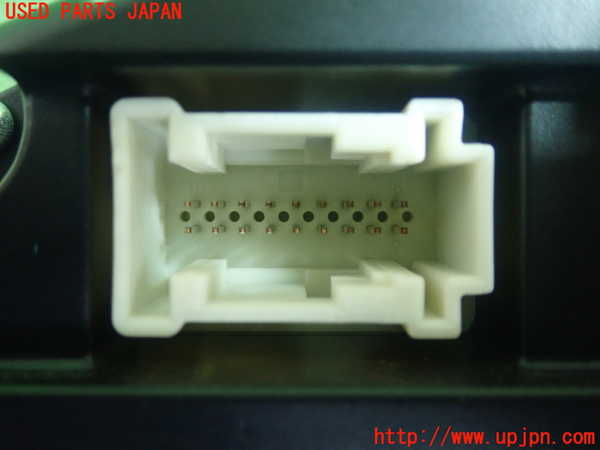 2UPJ-18176170]ベンツ A180 V177(176042)スピードメーター 中古_m0004.jpg